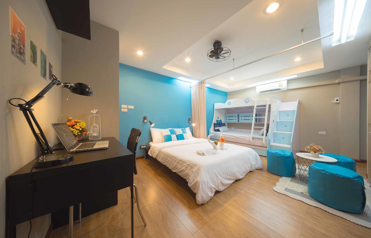 Augusta Hostel Bangkok Buitenkant foto